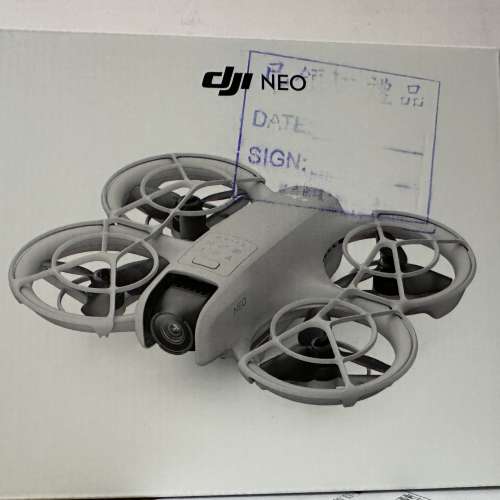 全新 DJI NEO 航拍機