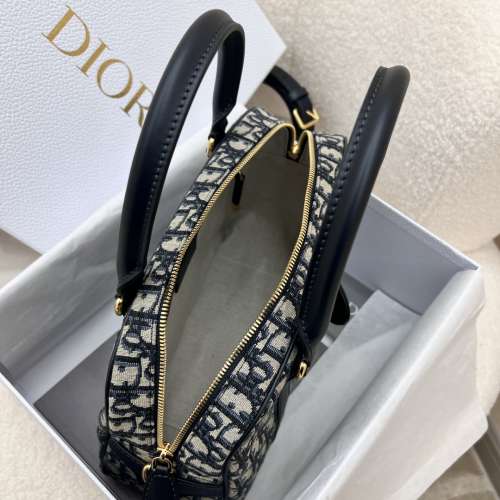 Dior Paris Vibe 保齡球包