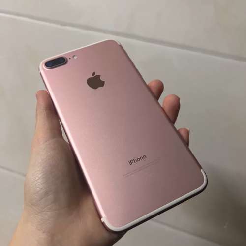 iPhone 7 plus 256G ～ 電池效率100 ％  功能百分百正常，運行暢通無阻 少用，成色9...