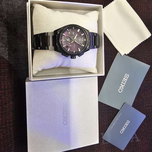 Seiko Astron GPS Solar limited edition 紫星空全球限量版，人造衛星定位太陽能位