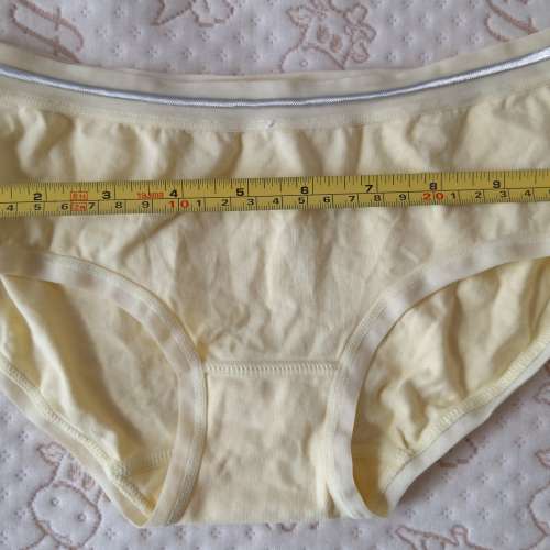 全新米黃色底腰內褲 內褲 透氣內褲 提臀三角褲 生理內褲 生理褲 底褲 成人/中童內褲...