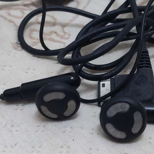 二手黑色Samsung有線耳機 Earphone Headset