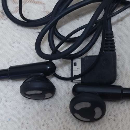 二手黑色Samsung有線耳機 Earphone Headset
