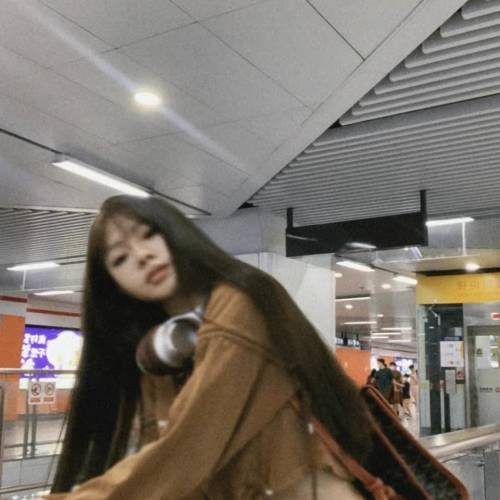 復古耳機新寵兒：音質同續航都超強，顏值高到影相一流