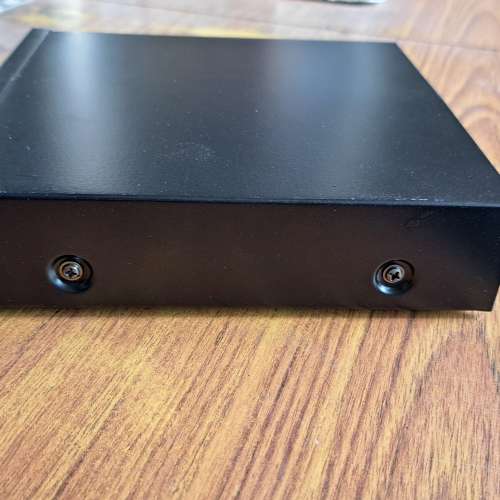 4入2出音頻分線器