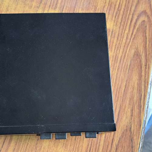 4入2出音頻分線器