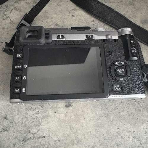 Fujifilm 無反相機 XE2 銀色