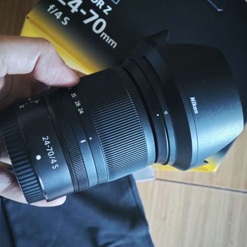 近全新 Nikon 24-70mm f4 S for ZF z6 z7 z8 z9