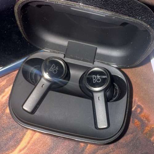 b&o ex 黑色 有保有盒有單 earbuds全新(我冇用佢原廠, 留低左)  100%WORK 送保護套