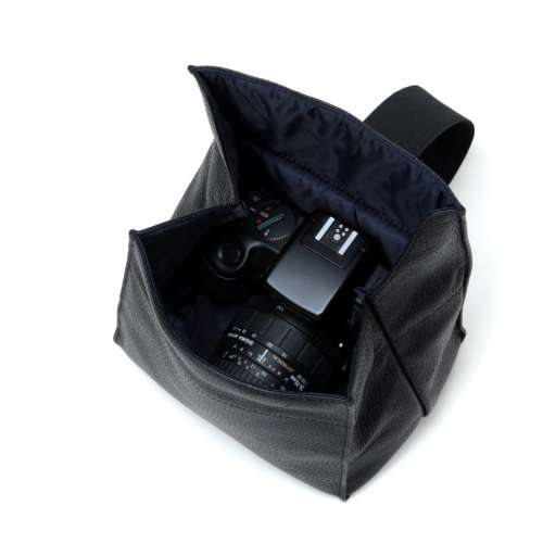 Artisan&Artist* ACAM-78 Soft Leather Pouch (M) 相機收納軟皮袋(大) - Made in J...