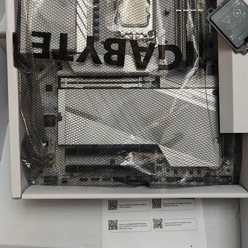 Intel i7-14700K + Gigabyte Z790 AORUS PRO X