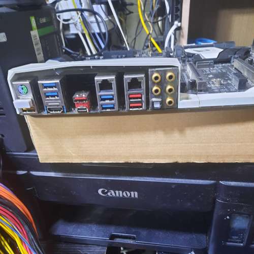 GA-AX370-Gaming 5 (rev. 1.0)+amd r7 2700（8核16線）