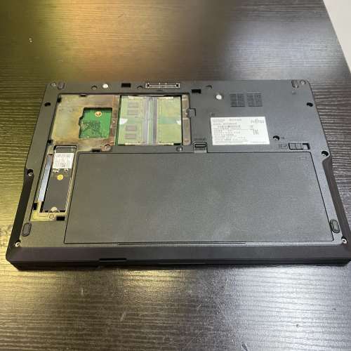 ⚠️注意圖文⚠️ Fujitsu Lifebook E5410 (10代4核 i5 / 14" 全高清 / Win 11 / ...