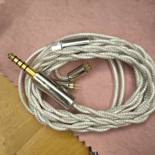 Horizon Doom Basic 旗艦動圈，純銀外殼耳機