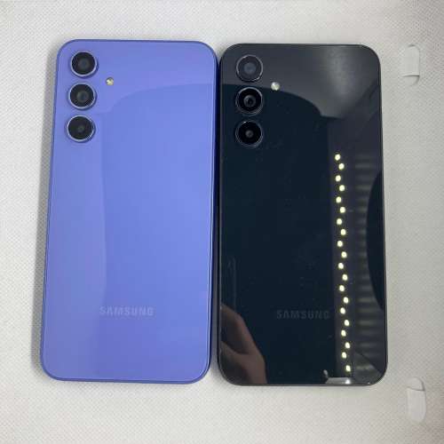 $(1) 99% Samsung A54 5G 8+256gb 黑/紫色  淨機