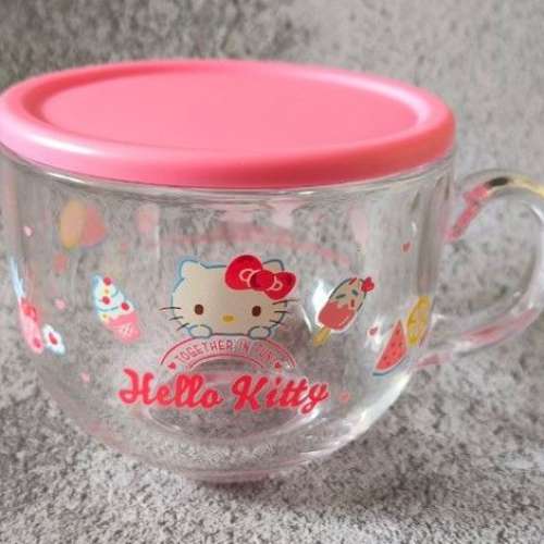 全新 HELLO KITTY 玻璃碗