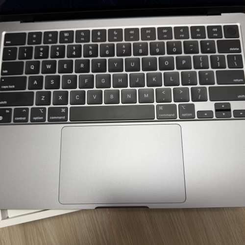 2022 MacBook Air M2 Space Gray 13.6 inch 16gb 512gb SSD 90% New 保養期內