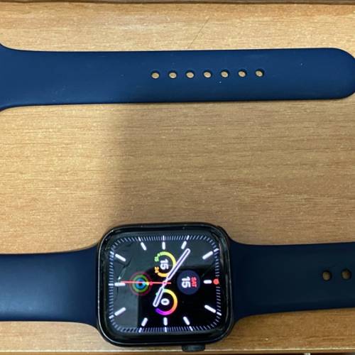 One set of AirPods Pro & Apple Watch SE連盒