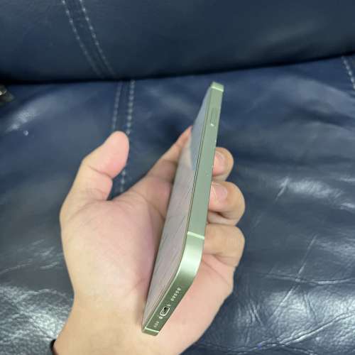 iPhone 12 64G綠色
