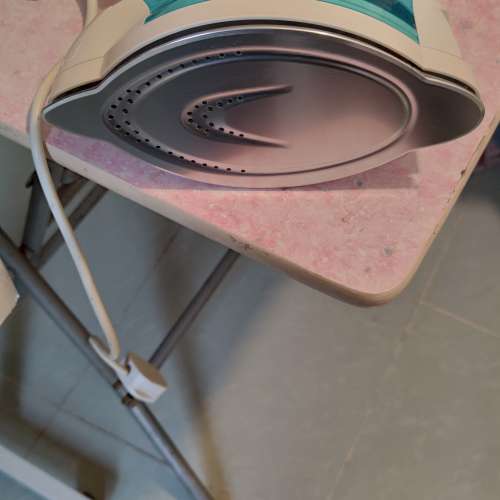 普樂氏無線蒸氣熨斗