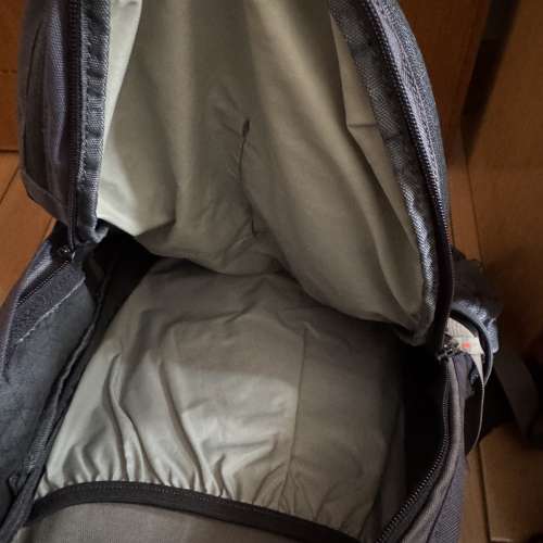 Vaude aeroflex backpack daypack 背囊 背包 行山 露營 hiking camping