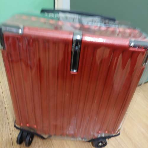 14‘’全新行李箱