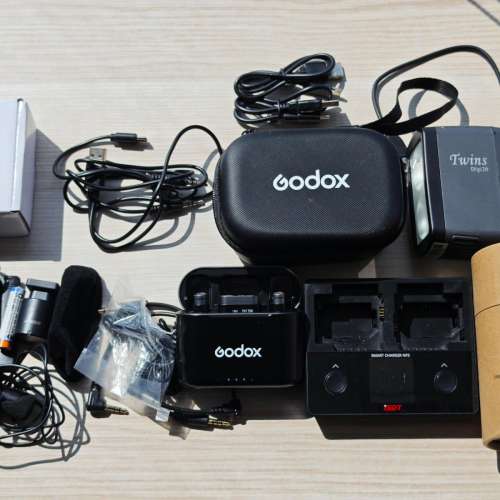95%新 Godox 神牛 WEC-S Kit 2 Sony無線一拖二收音咪Set/ Sony ECM-LV1/ ECM-W1M/ ...