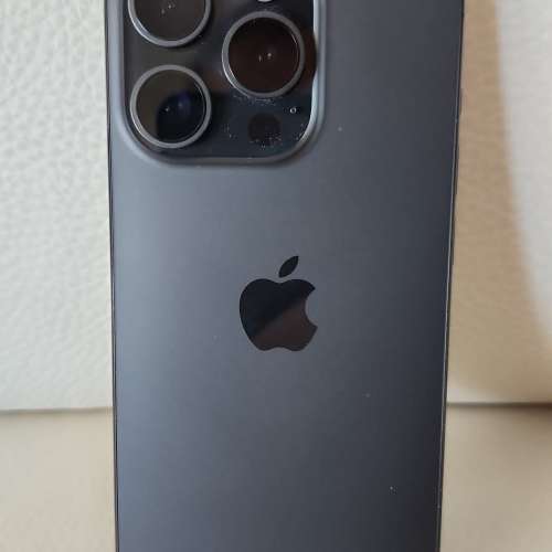 iPhone 15 pro 256gb (黑色)