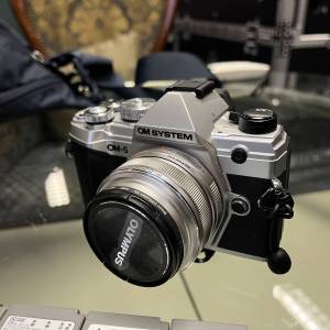 行貨 OM System Olympus OM-5 單機身