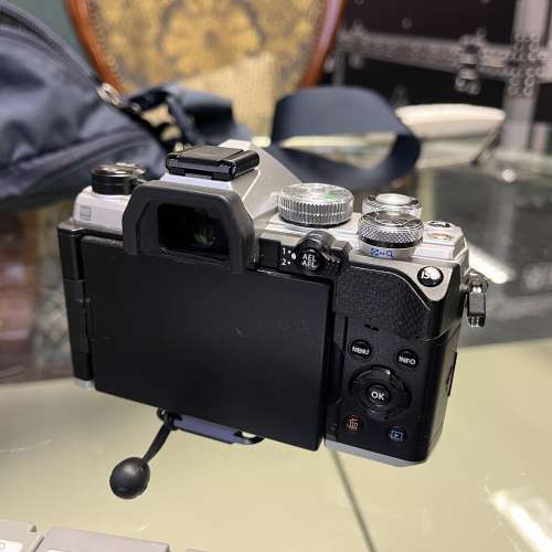 行貨 OM System Olympus OM-5 單機身
