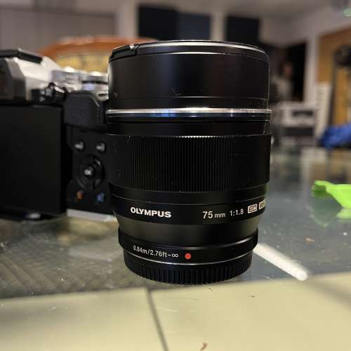 Olympus 75mm F1.8 Panasonic LUMIX m43
