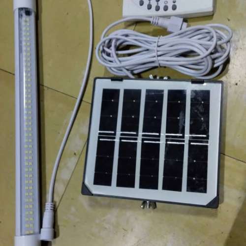 一拖一太陽能充電光管(細板)