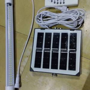 一拖一太陽能充電光管(細板)