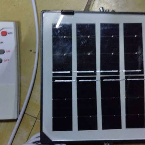 一拖一太陽能充電光管(細板)