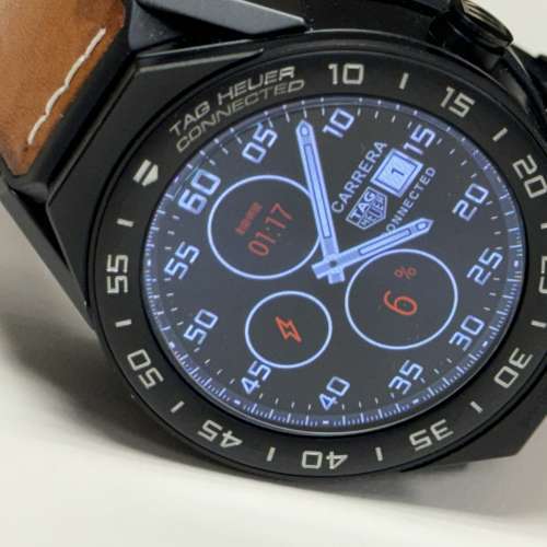 瑞士Tag Heuer connected Modular 44mm 智能手裱