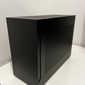 Lian-li A4H2O sff pcie 4.0 itx機箱 黑色