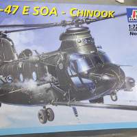 3盒軍事模型(不散賣):  V-22 魚鷹直升機，Chinook直升機，kommanowagen裝甲列車指揮型