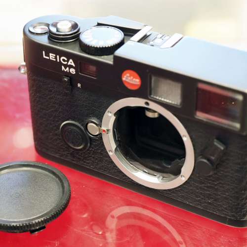 Leica M6 TTL Rangefinder Film Camera 0.85 Black