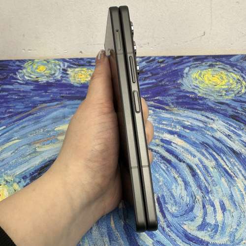 (電子之家，性價比高 摺疊機😍）Samsung Galaxy Z Fold 5灰黑色✨/12+512gb/三鏡頭/...