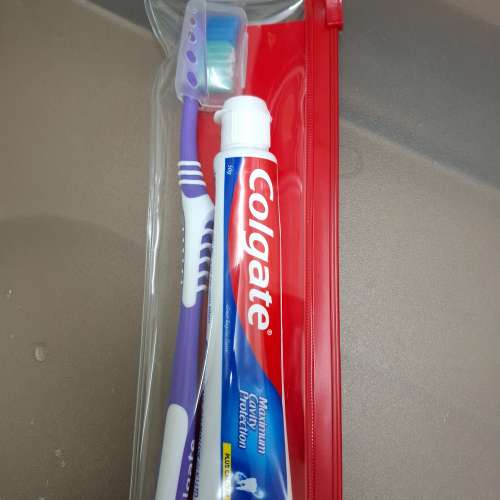 Colgate 高樂潔牙膏牙刷旅行套裝 $25/3套