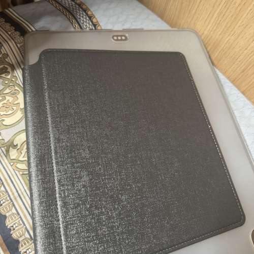 出售iPad air 6 13寸 購入二月 現放5000