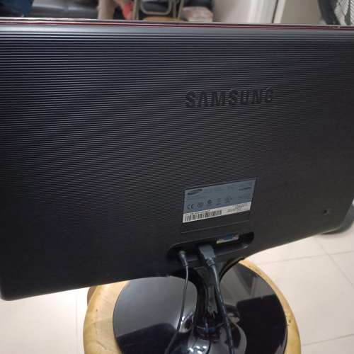 出售Samsung S22A350H 22"  monitor