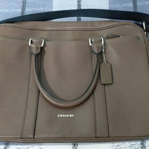 85% 新 Coach 公事包