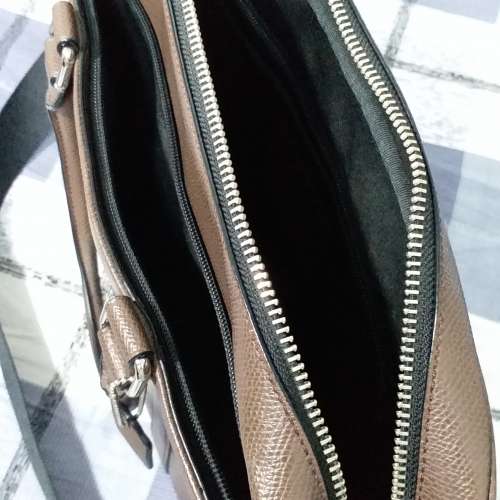 85% 新 Coach 公事包