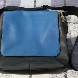 95% 新 Coach 斜背包