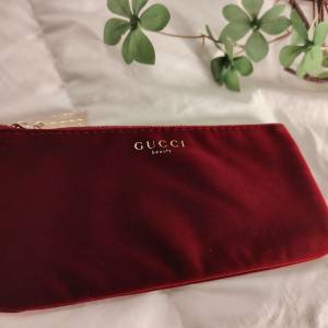 全新Gucci化妝袋