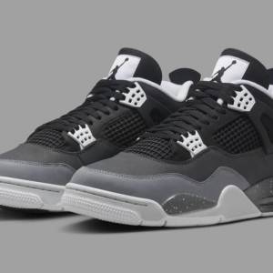 全新jordan4 retro 2024
