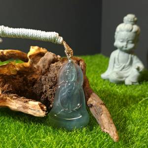 高冰天空藍素衣觀音吊牌