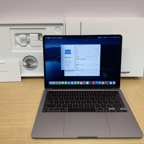 MacBook Air M3 13.6" 16+256GB 銀灰色