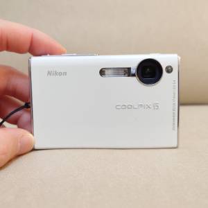 Nikon Coolpix S5 新淨白色CCD相機 數碼相機 CCD Camera 咭片機 等效35–105mm潛望...